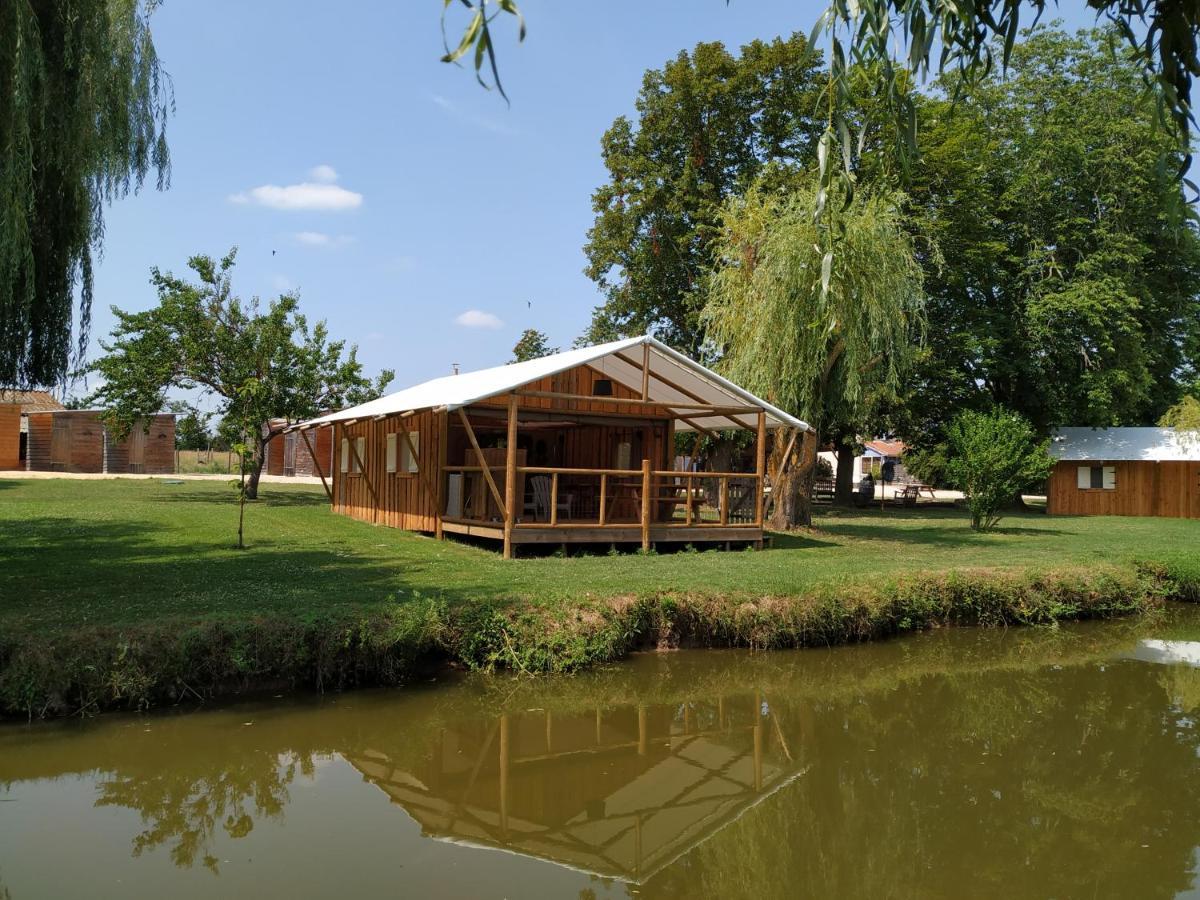 Domaine Ramonjavel, Glamping & Alpaca'S Bed & Breakfast Fongrave Exterior foto