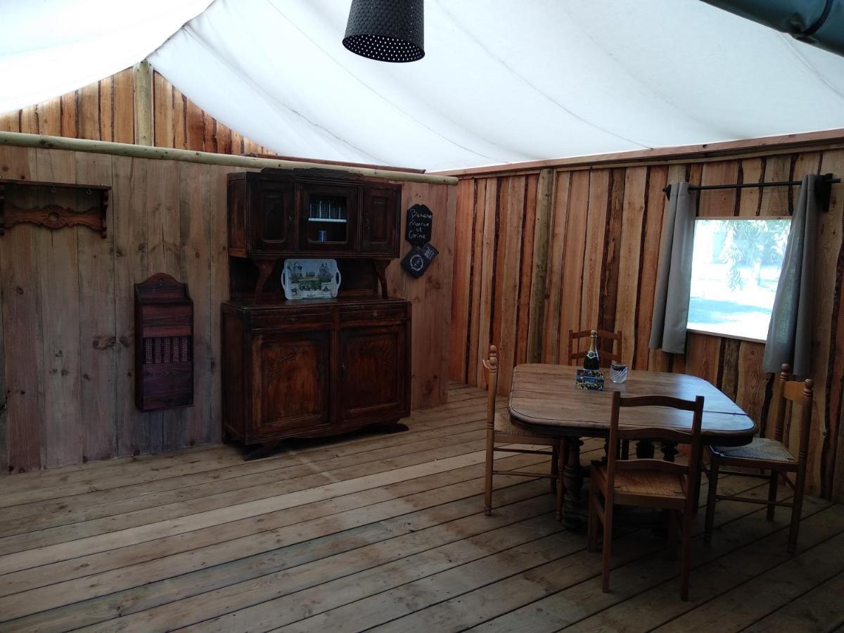 Domaine Ramonjavel, Glamping & Alpaca'S Bed & Breakfast Fongrave Exterior foto